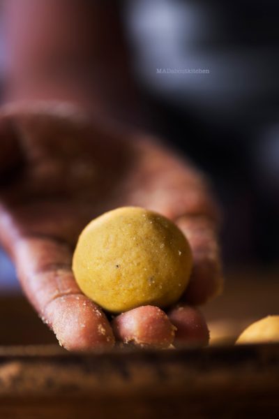 Make Homemade Besan Ladoo or Gram flour balls, one of the most common, healthy and most easiest ladoos made in India with this easy recipe.