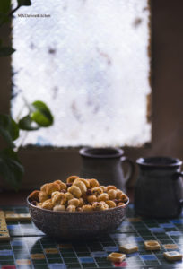 Makhana - Lotus Seeds snack is high in protein, carbohydrates, fibre, low in calories makes it a healthy and perfect teatime snack. 