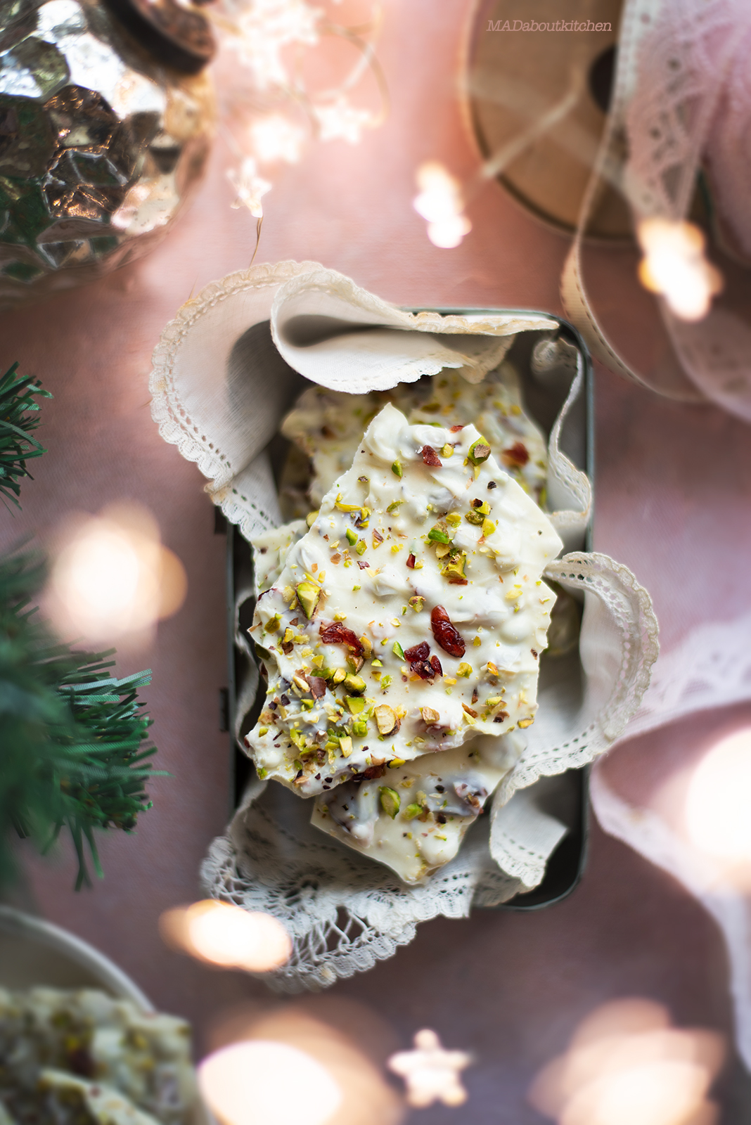 White Chocolate Barks with Pistachio and Cranberry are one of the most easiest Christmas treats you could make. It takes not more that 5 mins to make it.